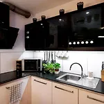 Verona 129 - 70m2, Terrace, Garage * Krakow
