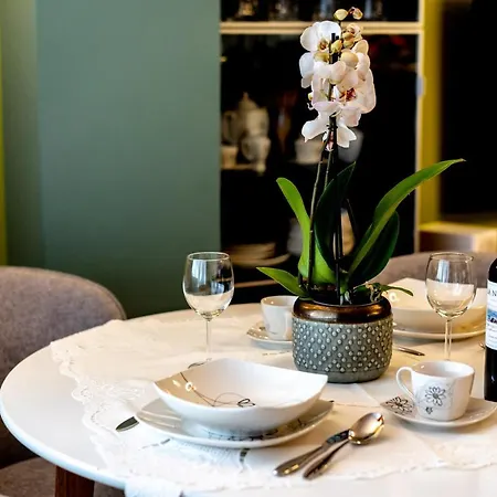 Verona 129 - 70m2, Terrace, Garage * Krakau